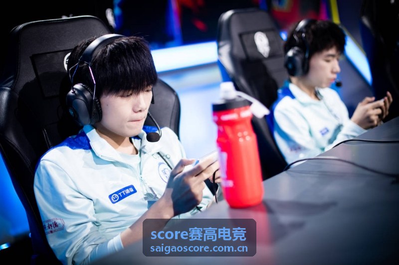 score赛高电竞攻略专栏上单抗压与反打细节